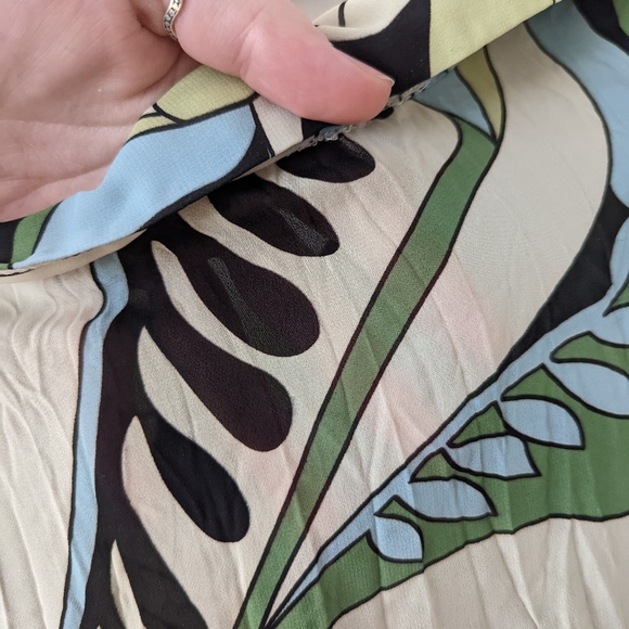 Funky blouse - Picture 4 of 5